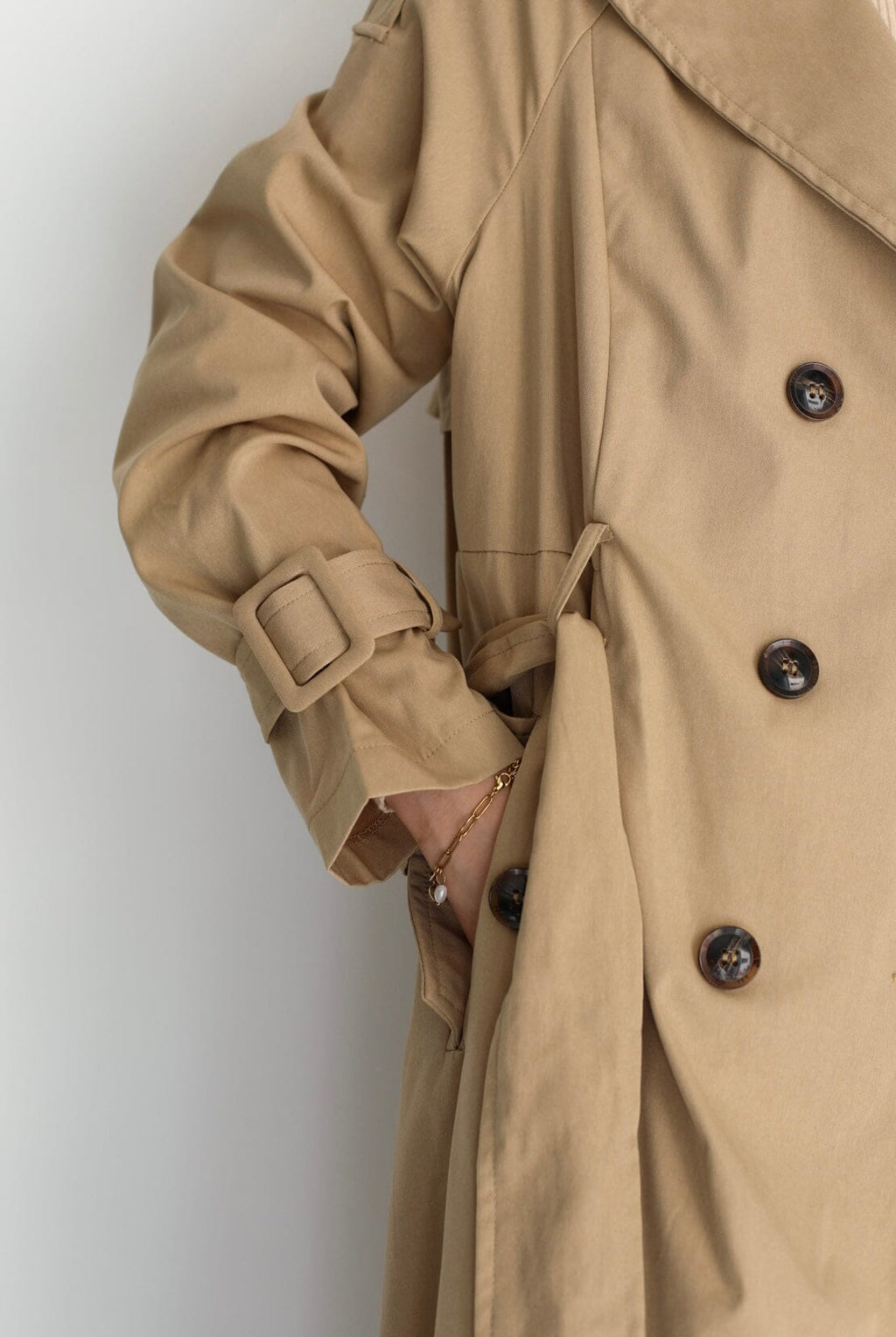 Colette Trenchcoat - Taupe
LA V STORE