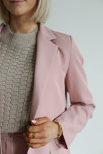 Lotte Blazer - Pink 
LA V STORE 