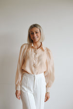 Violet Blouse - Pink 
LA V STORE