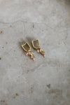 Stone Earrings - Pink 
LA V STORE