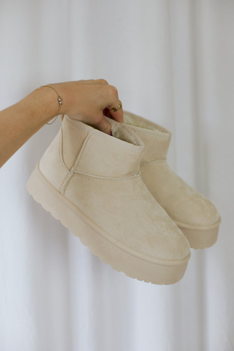 Manon Cosy Boots - Beige - LA V STORE 