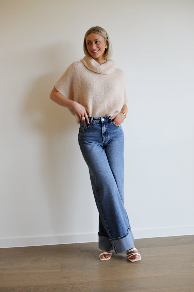 Jane Wide Leg Jeans - Blue
LA V STORE