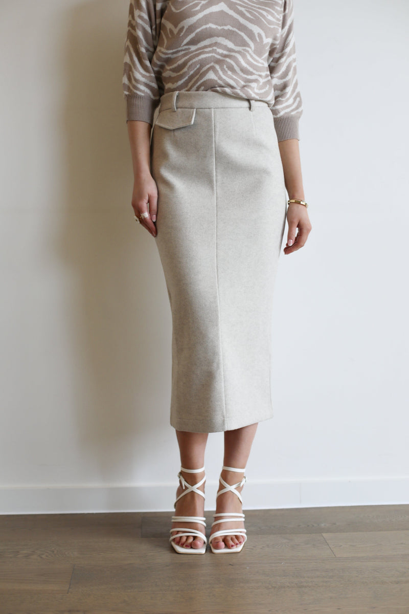 Alexandra Skirt - Taupe 
LA V STORE