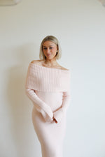 Stine Knit Dress - Soft Pink
LA V STORE